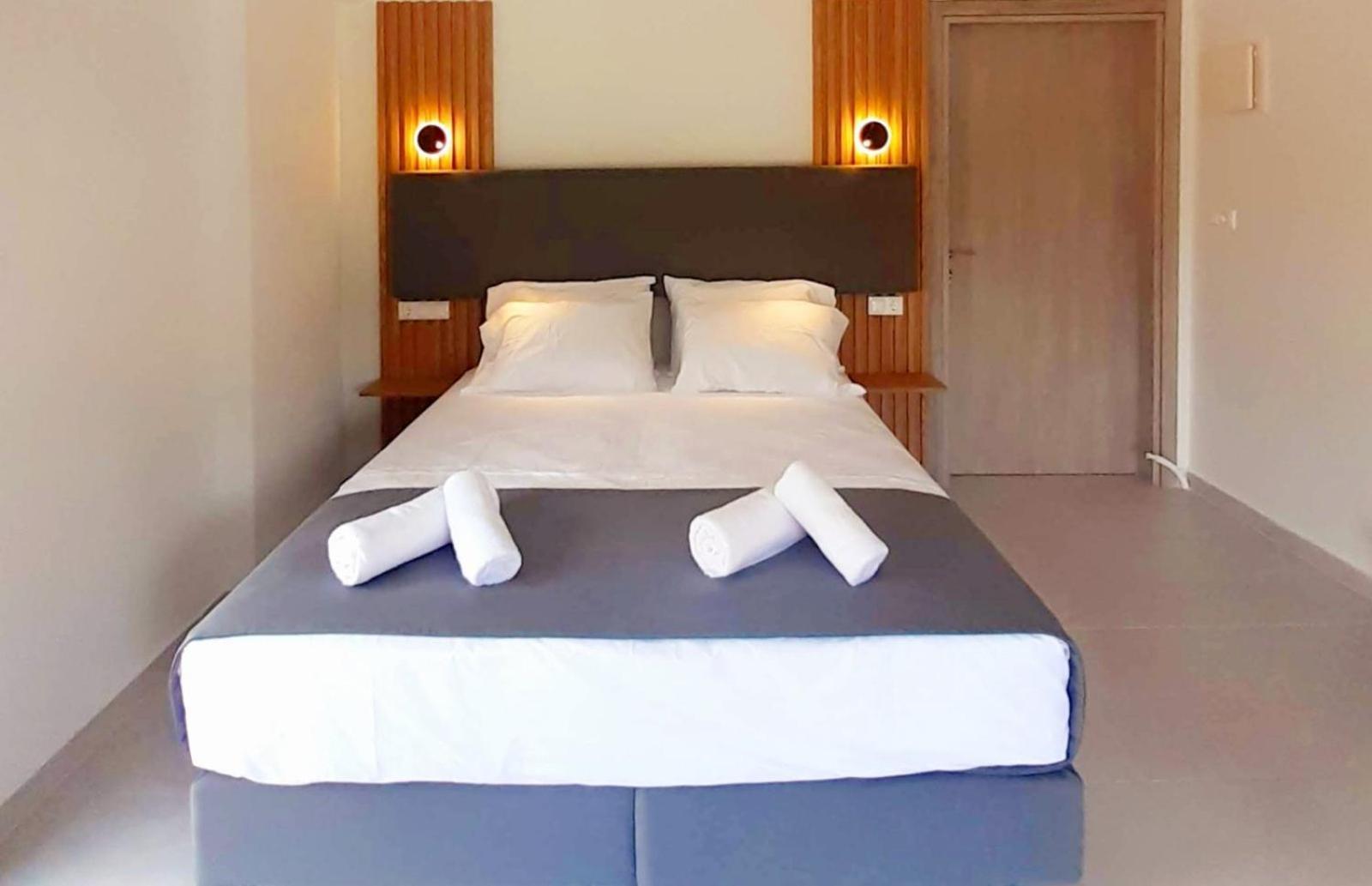 Acta Luxury Rooms นิกิติ ภายนอก รูปภาพ
